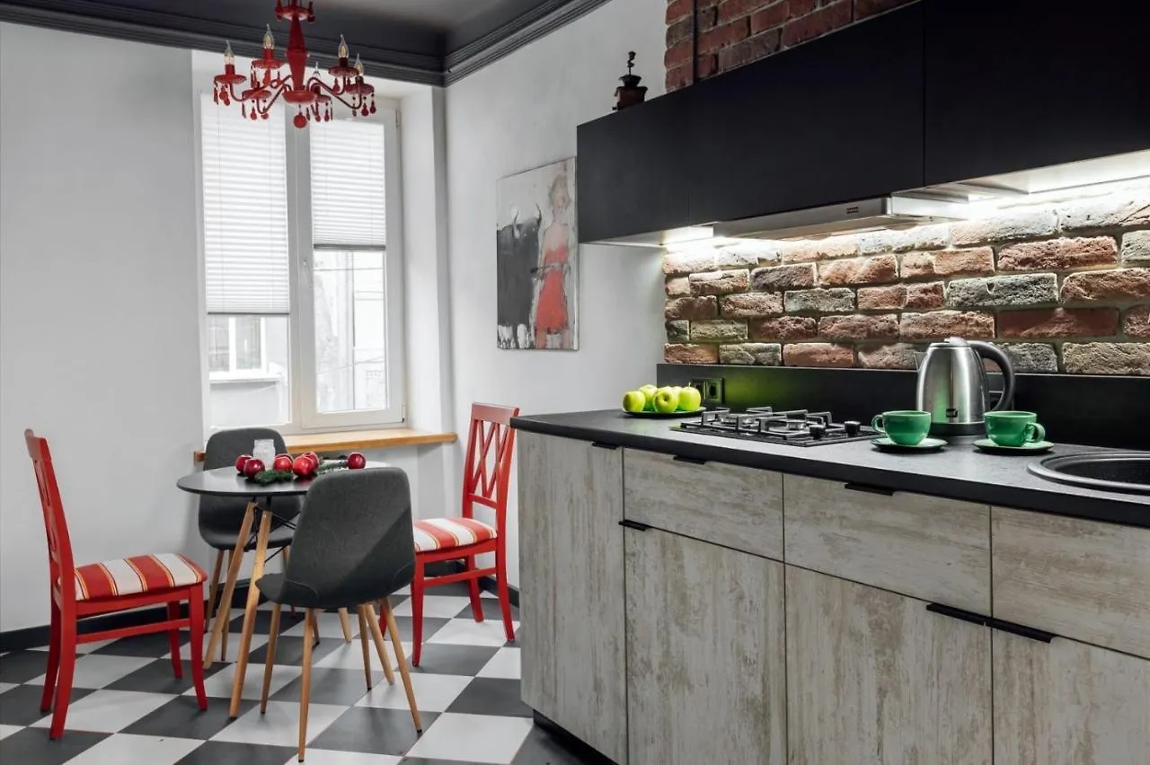 Apartment On Hnatiuka With Parking 리비프 우크라이나